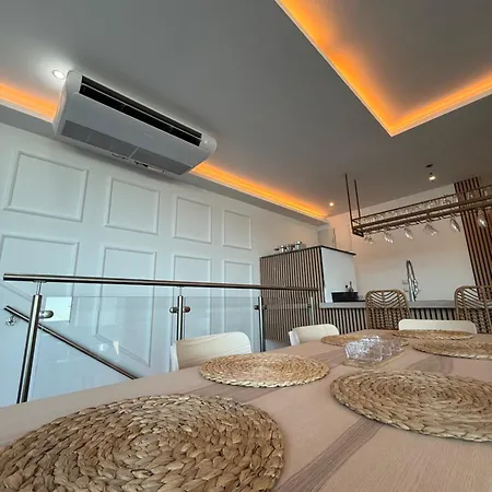 Marea Apartment